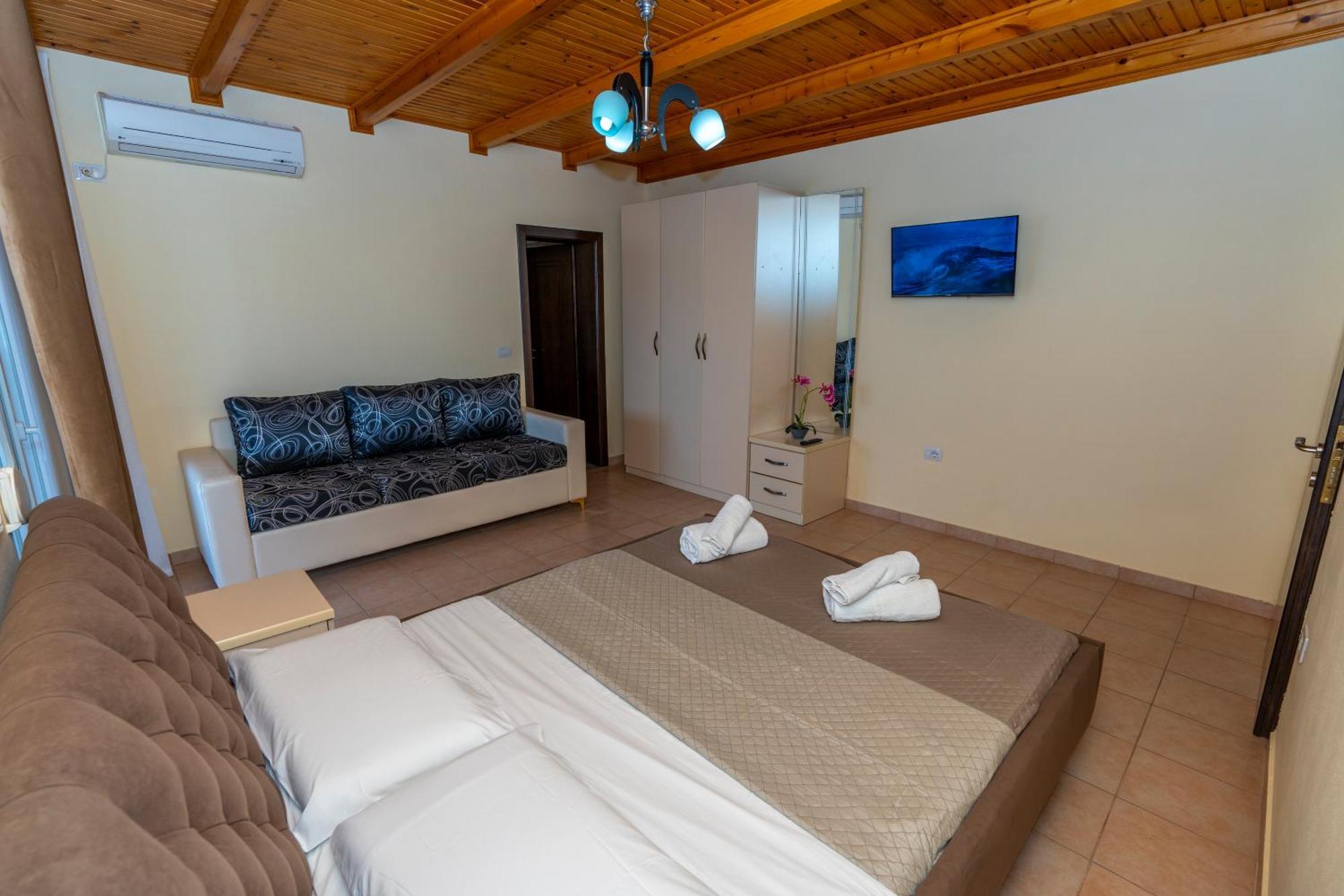 Hotel Albania Velipoje Luaran gambar